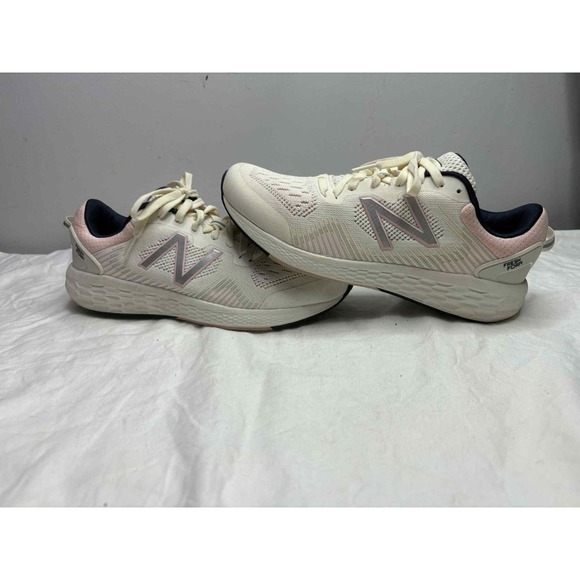 New Balance Fresh Foam Cross V1 Trainers size 8.5 - Picture 1 of 7